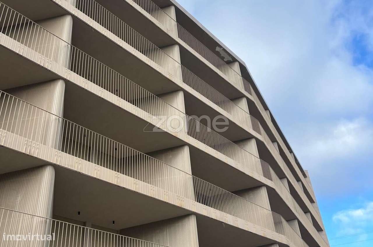 Apartamento T1+1 no centro da Vila das Taipas, Guimarães - Grande imagem: 3/32