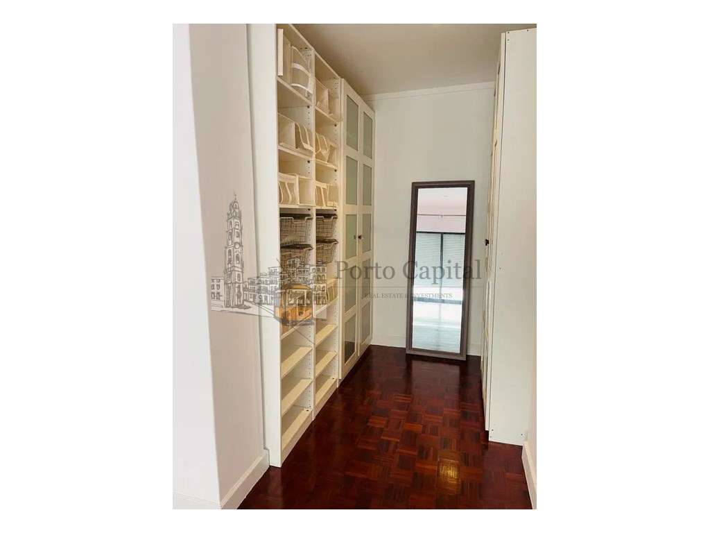 Excelente apartamento para arrendamento em Serralves em Massarelos. - Grande imagem: 4/9