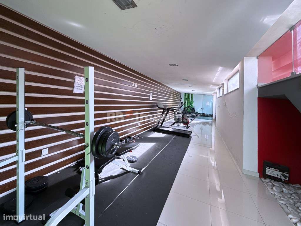 Apartamento T3 em condomínio privado com piscina - Grande imagem: 4/48