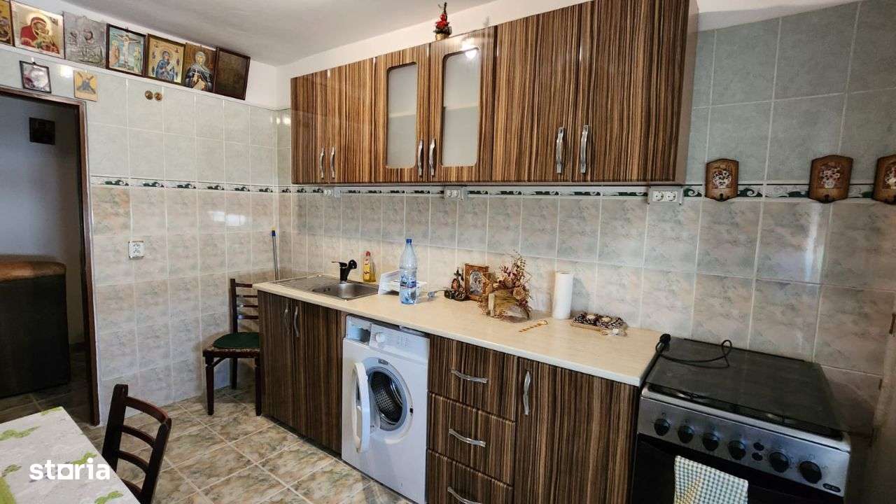 3 Camere Decomandat str. Aprodu Purice-14