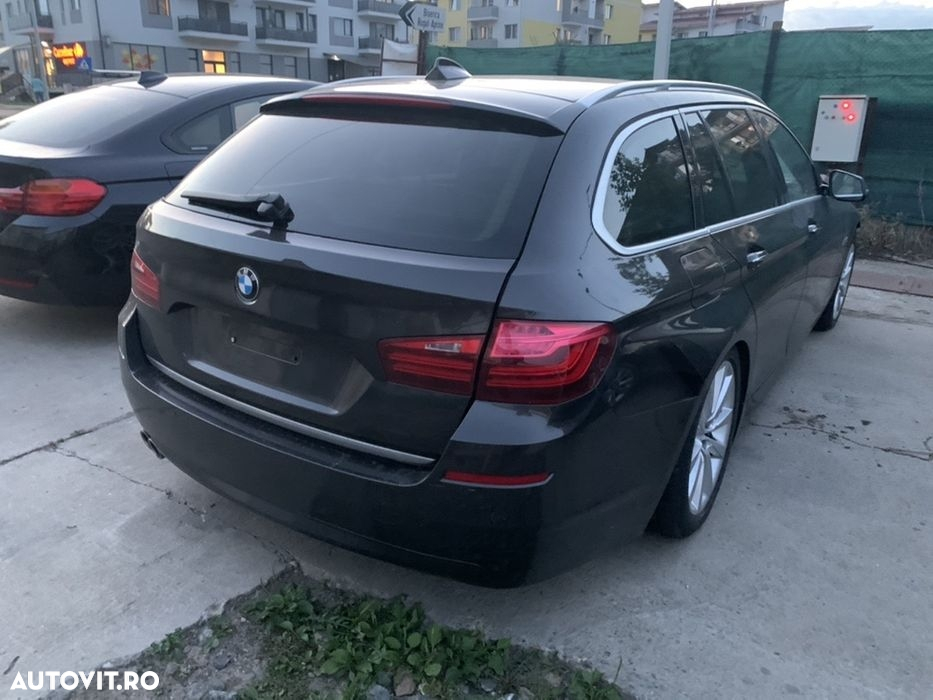 Dezmembram bmw 530xd f11 facelift - 5