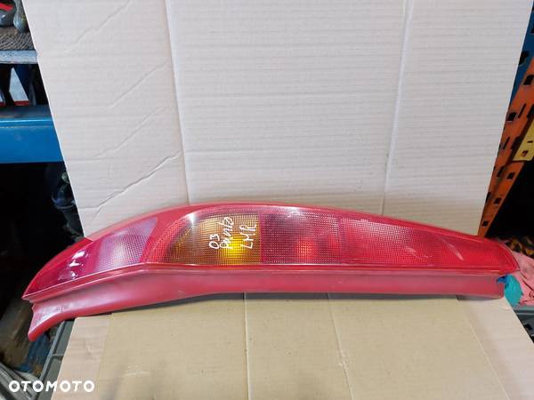 LAMPA LEWA TYLNA FIAT PUNTO II '03R - 4