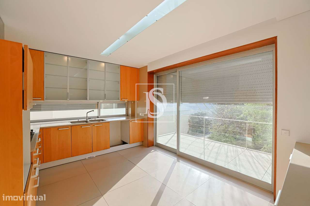 Moradia T3 individual com jardim e garagem na Póvoa de Varzim-6