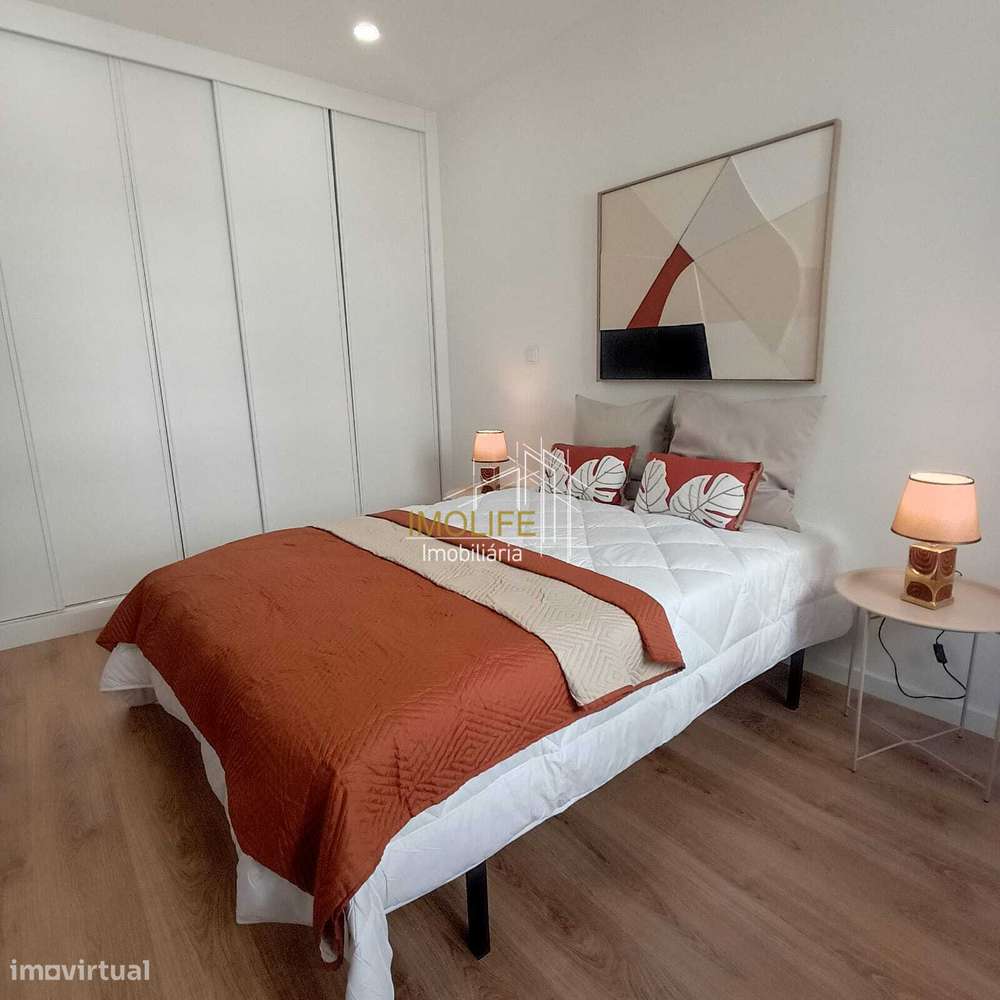 Apartamento T3 totalmente remodelado em Benfica-6