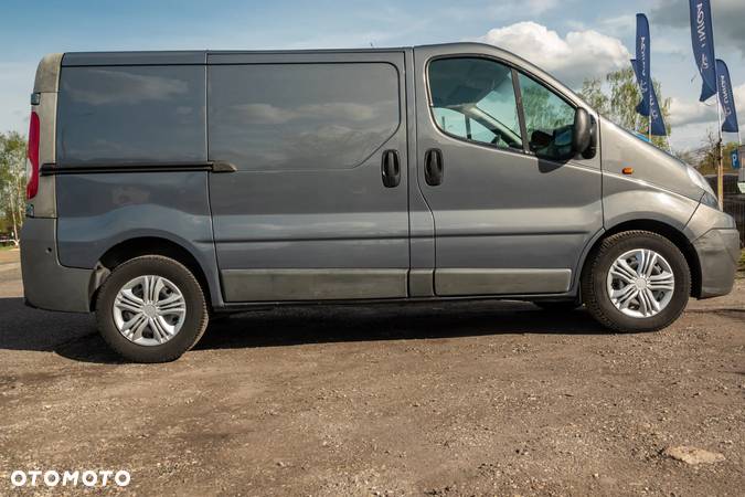 Renault Trafic - 8