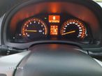 Toyota Avensis 2.0 Premium - 14