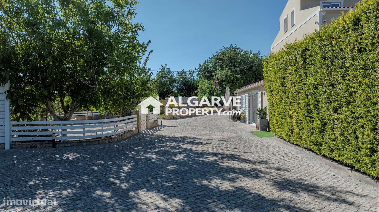 Moradia V3 + 2 numa zona calma perto de Loulé, Algarve-32