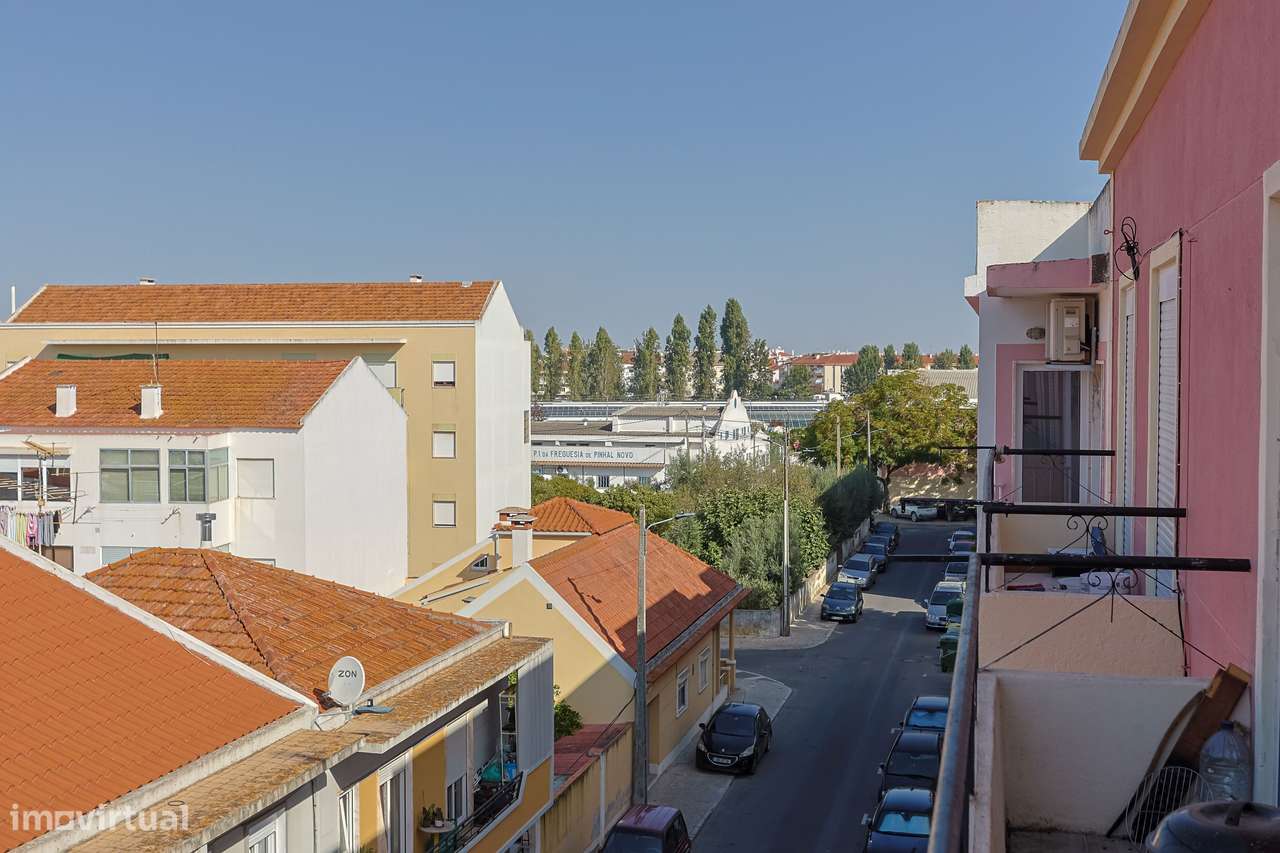 Apartamento T1 Remodelado-24