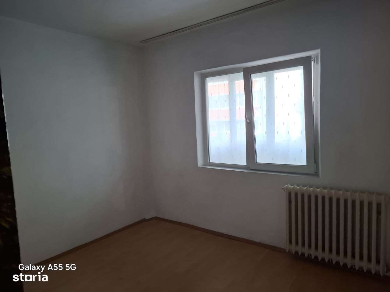 Apartament 3 camere str. Codrii Cosminului, 2 bai, loc de parcare. - Imagine principală: 5/12