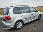 Volkswagen Touran 1.6 TDI DPF BlueMot Trendline - 4