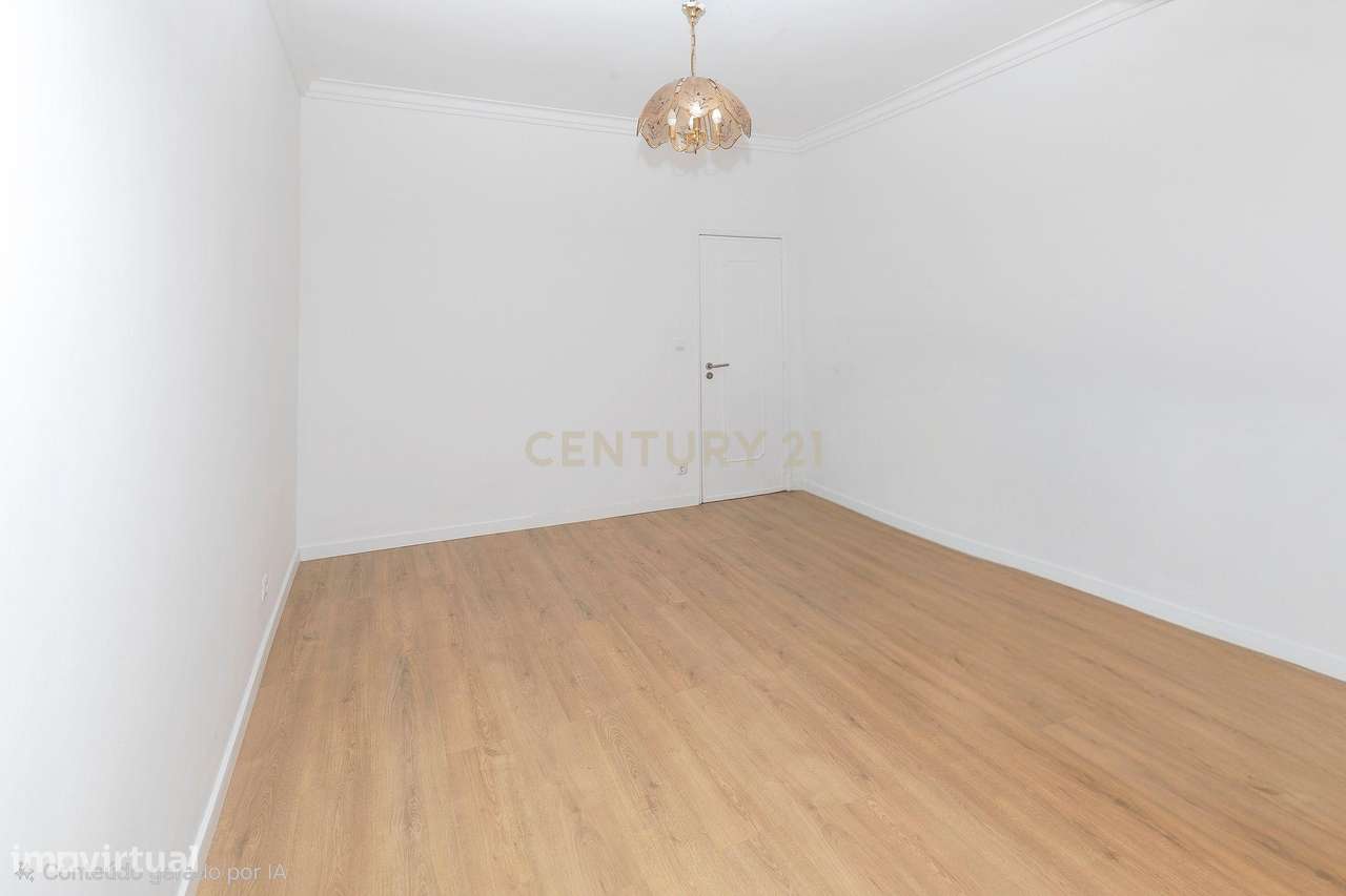 Apartamento T1 em Oeiras-1