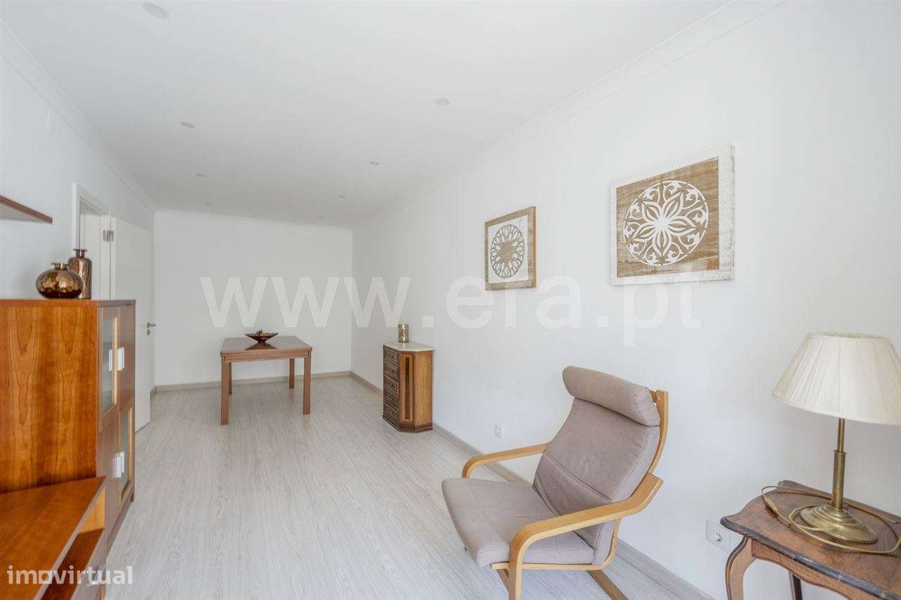 Apartamento T2; Cruz de Pau - Grande imagem: 2/14