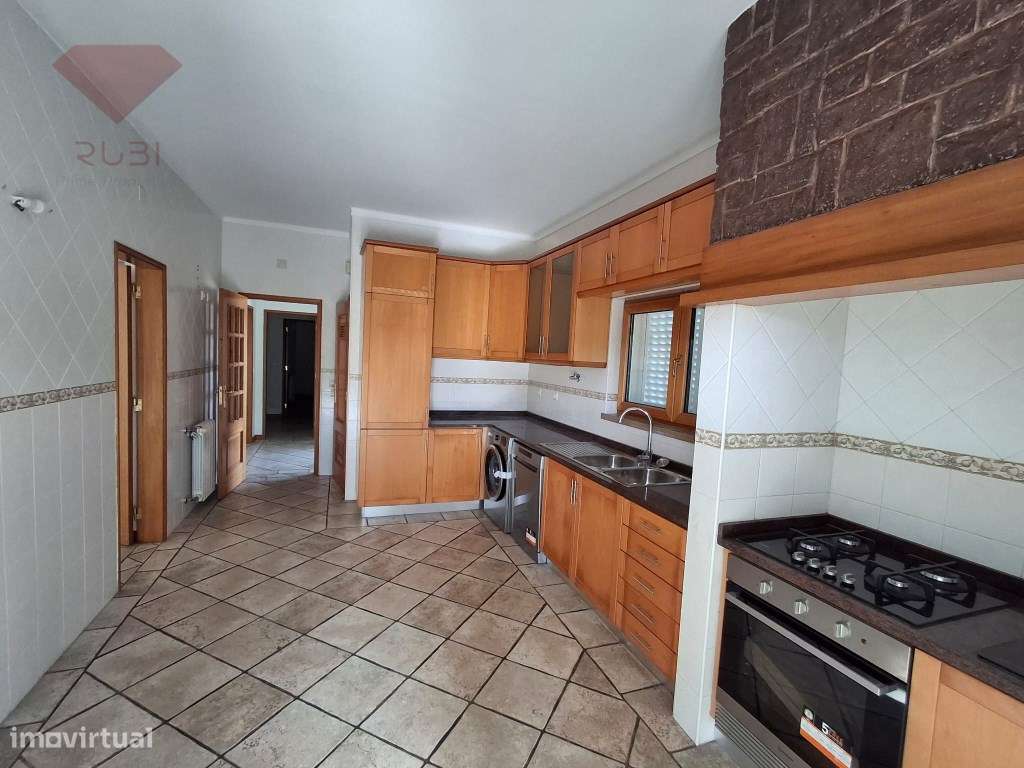 Moradia Exclusiva em Sesimbra-24