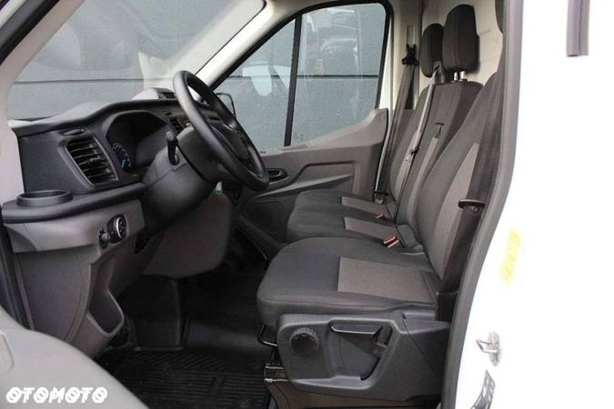 Ford Transit - 16