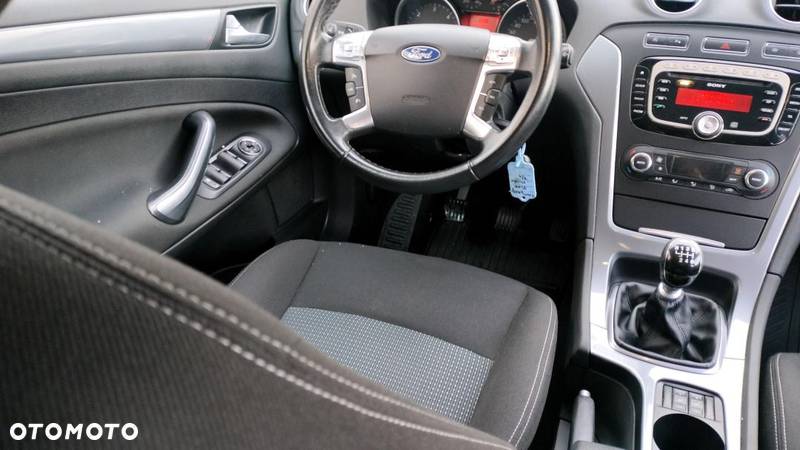 Ford Mondeo 1.6 TDCi Ambiente - 6