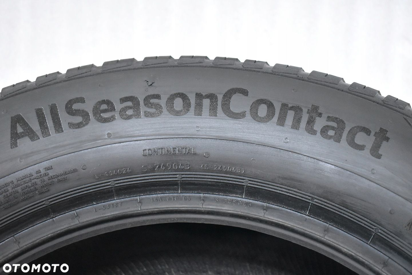 OPONA Continental AllSeasonContact 215/60R16 99 V XL wzmocnienie - 2