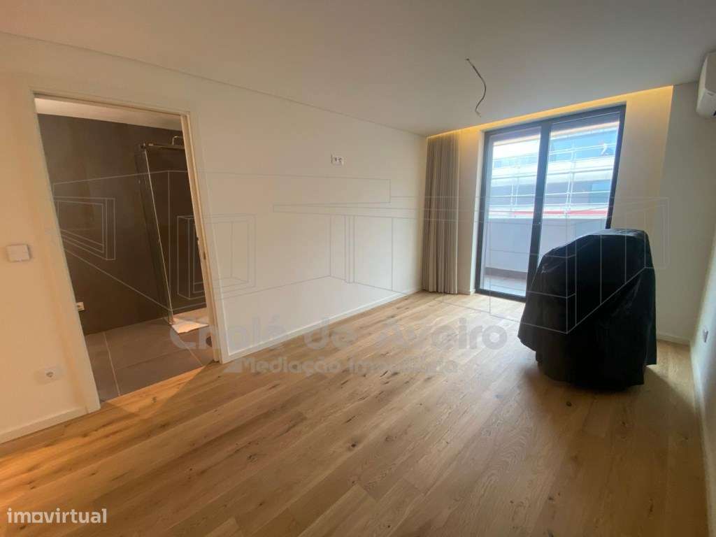 Apartamento T2 (TERRAÇO E VARANDA) AVEIRO - Grande imagem: 5/24