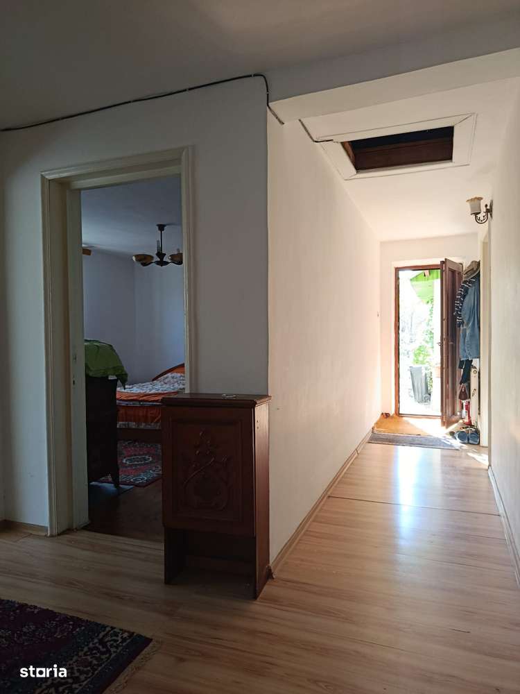 Casă de vânzare – 6 camere, 2000 mp teren, zona verde – Bilciurești - Imagine principală: 1/20