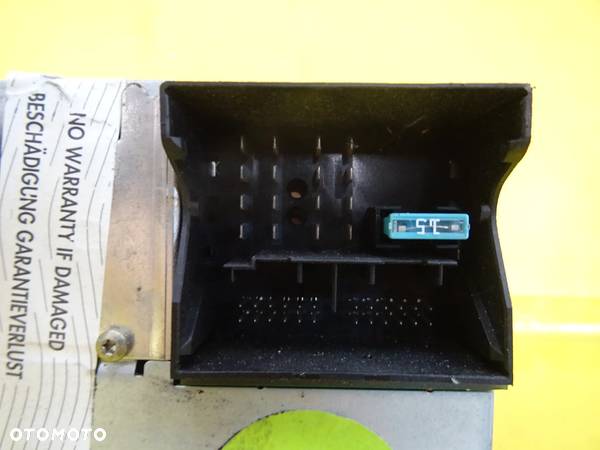 RADIO CD 70 NAVI OPEL ZAFIRA B 13188465 / 383555646 NR88 - 8