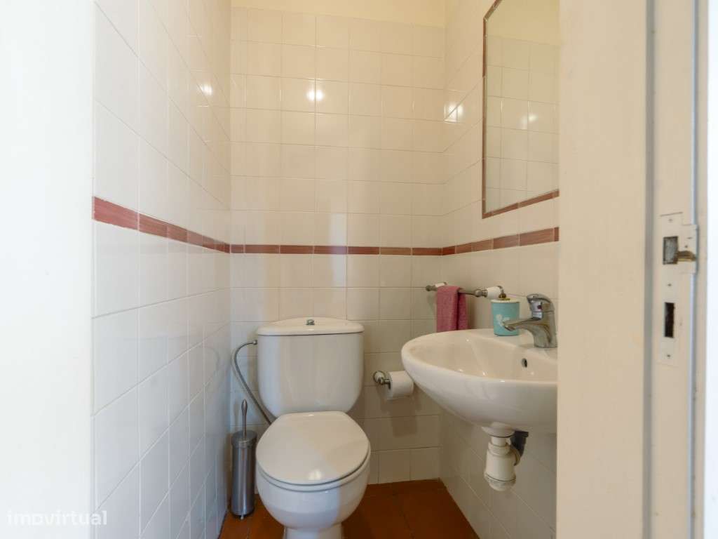 Apartamento T4 Duplex na Parede-35