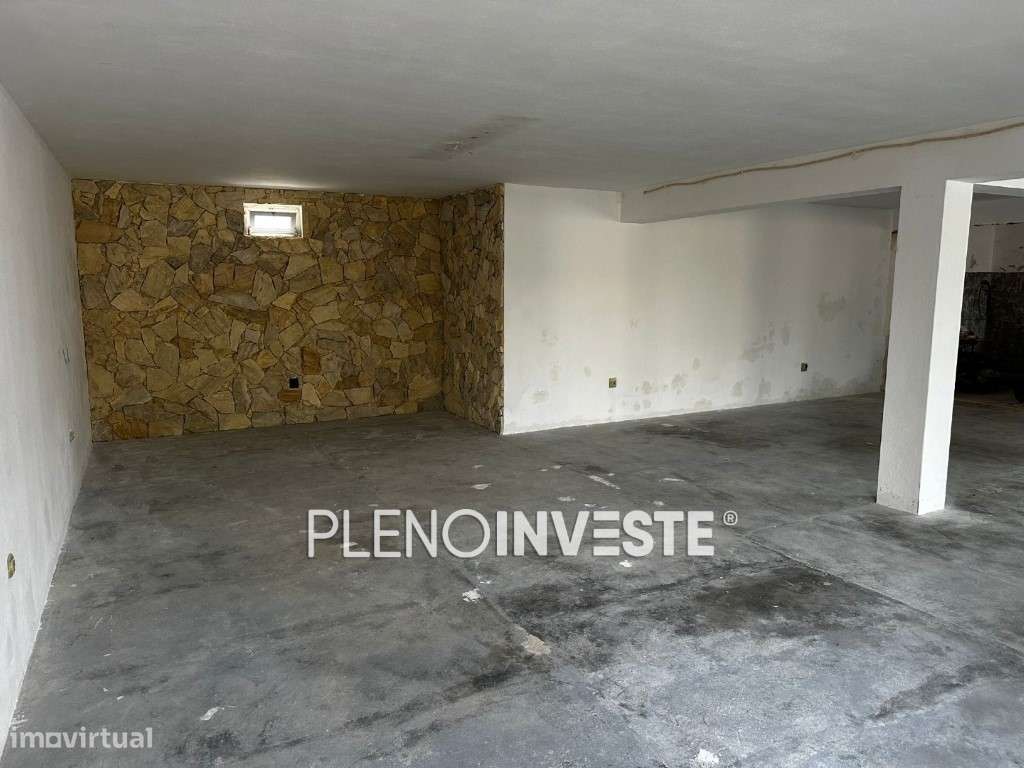 Moradia Isolada em Fernão Ferro-17