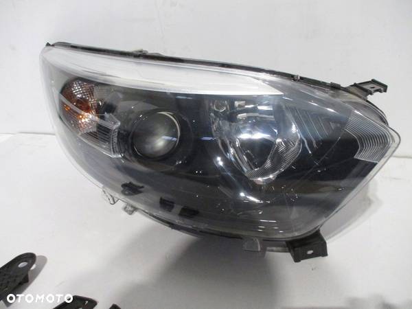 LAMPA RENAULT CAPTUR PRAWA S.M - 2