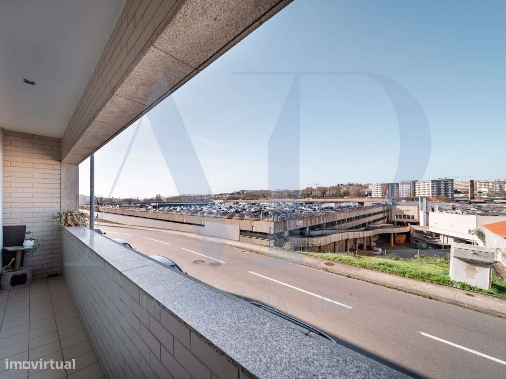 Apartamento T2 Premium com terraço, varanda e garagem fechada - jun... - Grande imagem: 5/24