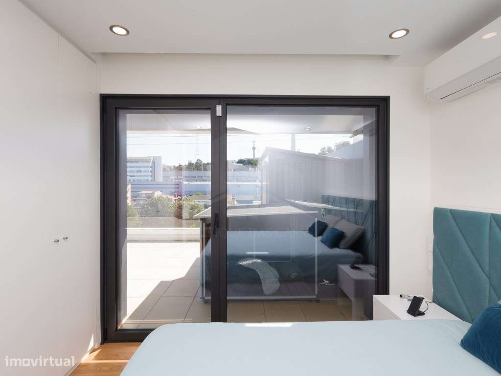 Apartamento T2 com Terraço - Último Piso - Parque da Lavandeira-26