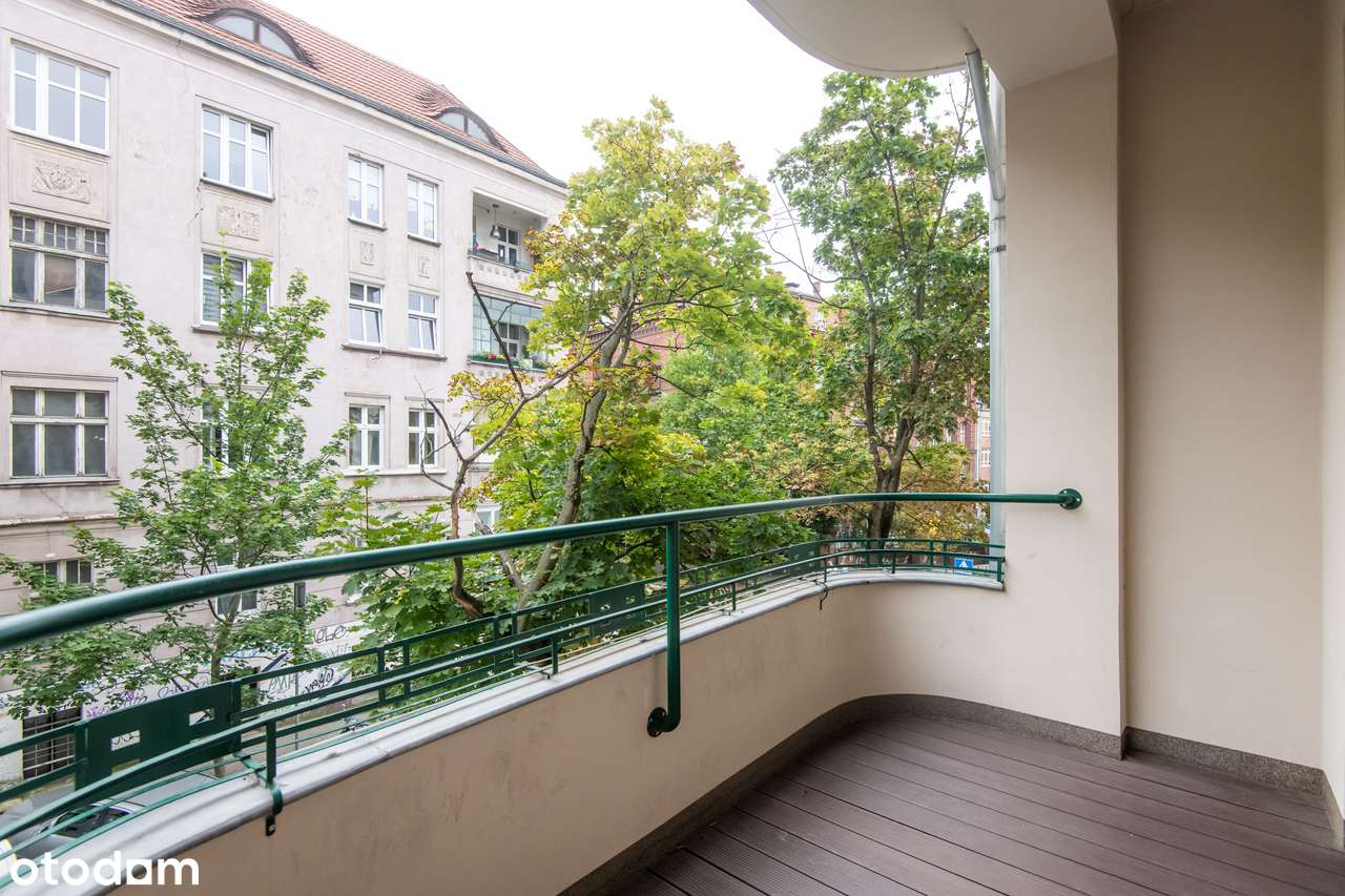 Piękne, przestronne mieszkanie w urokliwej, wyremontowanej kamienicy-12