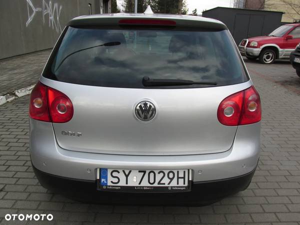 Volkswagen Golf V 1.4 Comfortline - 4