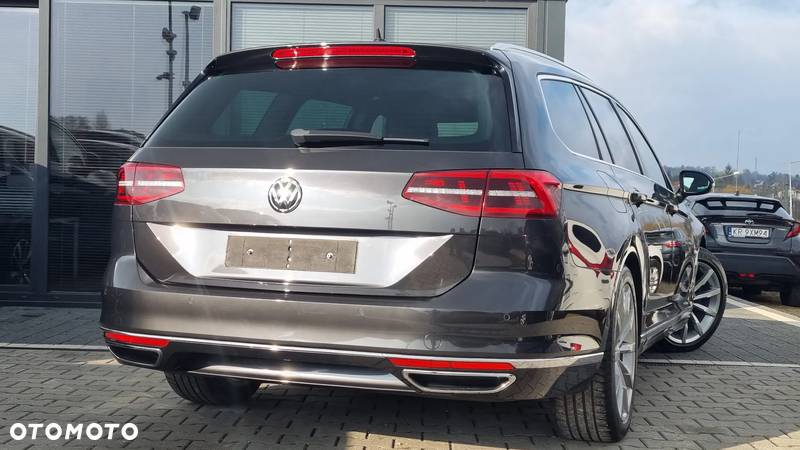 Volkswagen Passat 2.0 TDI BMT Highline DSG - 11