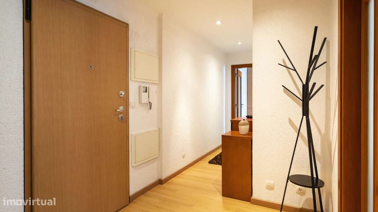 Apartamento T2 em Casal de Cambra - Grande imagem: 5/27