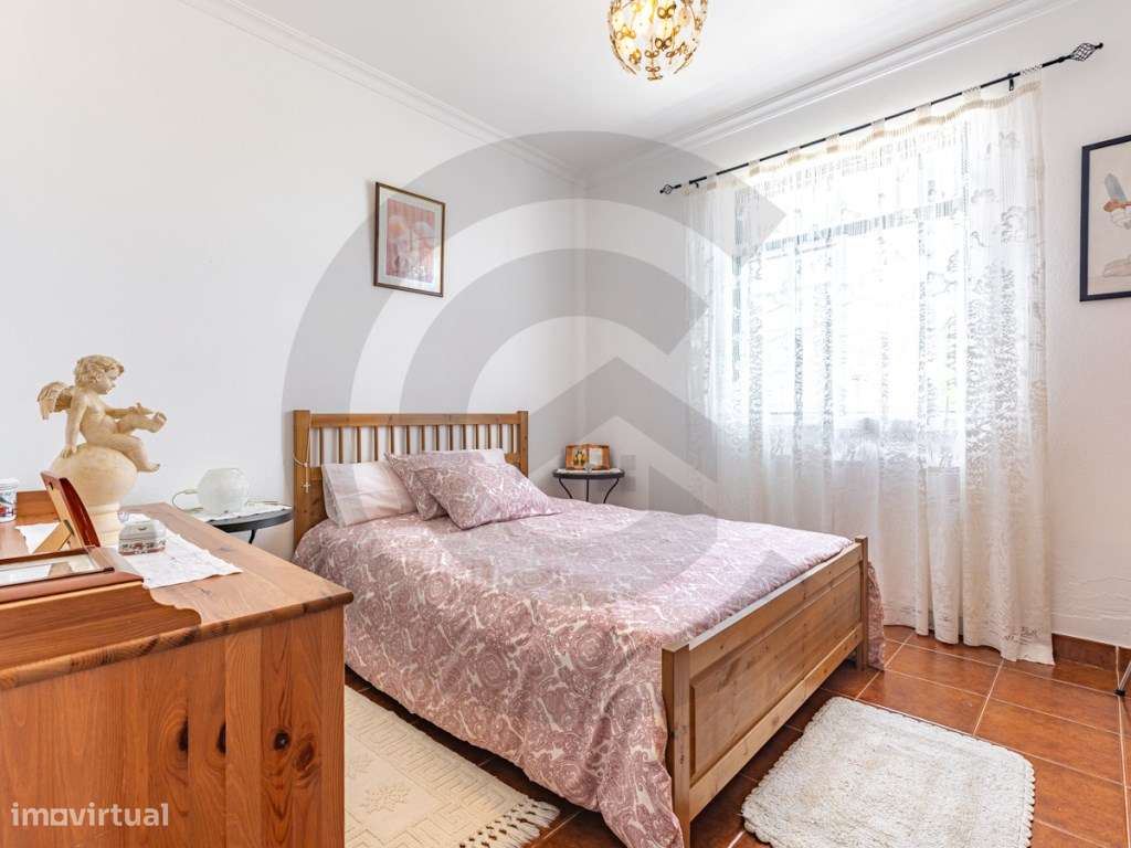 Moradia T2 na Póvoa de Santarém-9