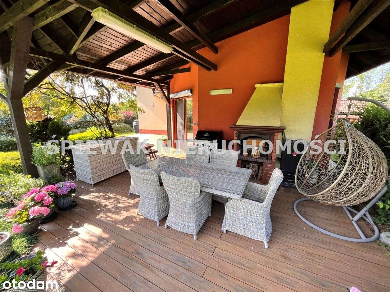 Dom w Jaworzu przy Parku Zdrojowym i tężni-8