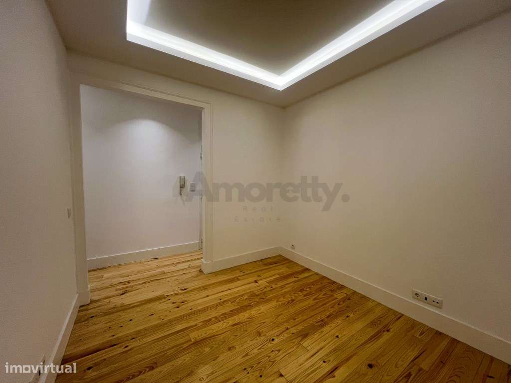 T2 Renovado em Pleno Coração de Arroios-7