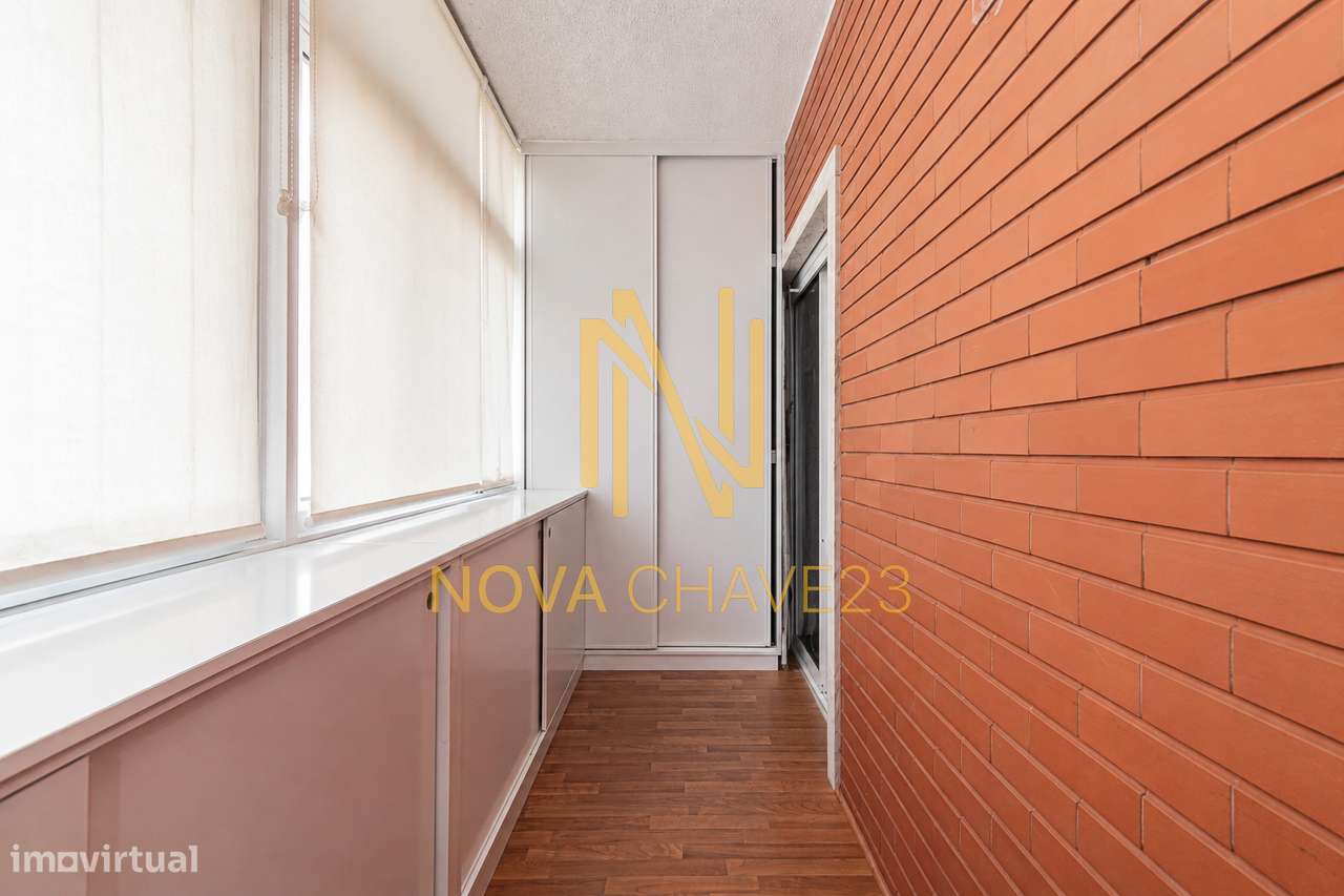 Apartamento T2 com Suíte remodelado nas Campinas – 117,75 m²-22