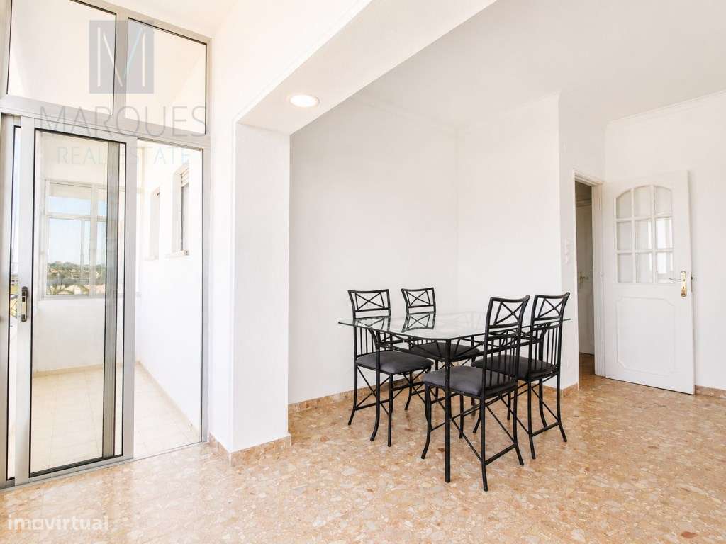 Apartamento T3 em Almada-11