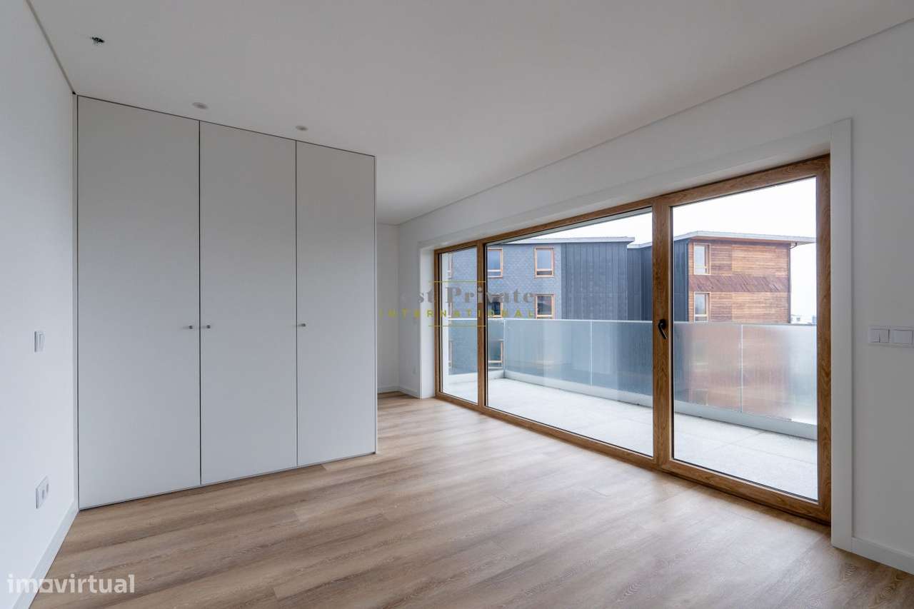 Apartamento T5 Duplex Antas-15