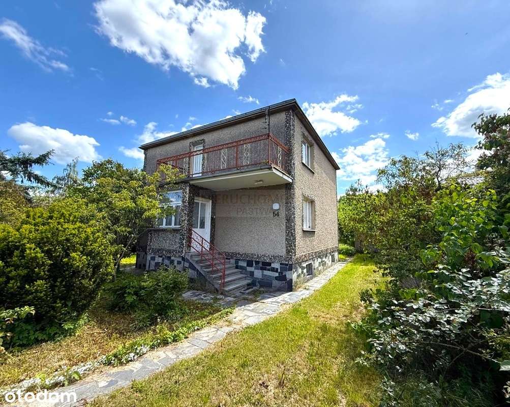 Dom wolnostojący z dużą działką w centrum miasta!-5