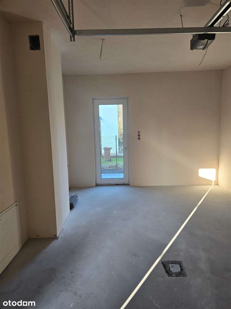 Dom z 4 sypialniami, garażem w doskonałej lokalizacji - Pełny obrazek: 5/18