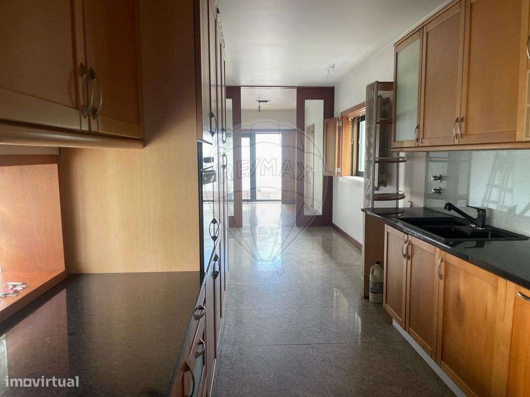 Moradia T4 para venda - Grande imagem: 4/27