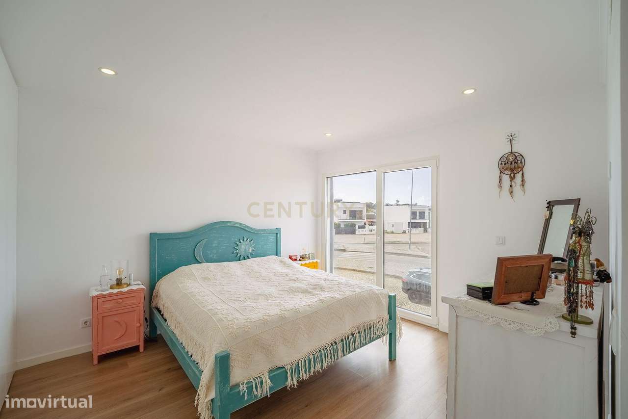 Moradia T3 - Quinta Genovesa/Sobreda-24