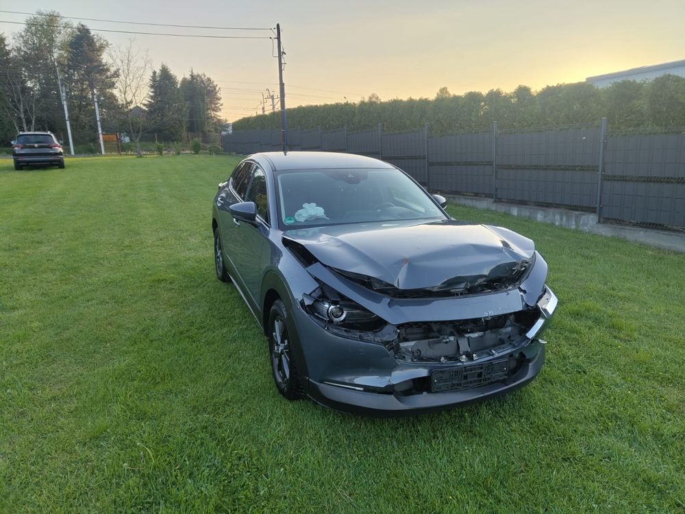 Mazda CX-30 SKYACTIV-X 2.0 M-Hybrid SELECTION 2020