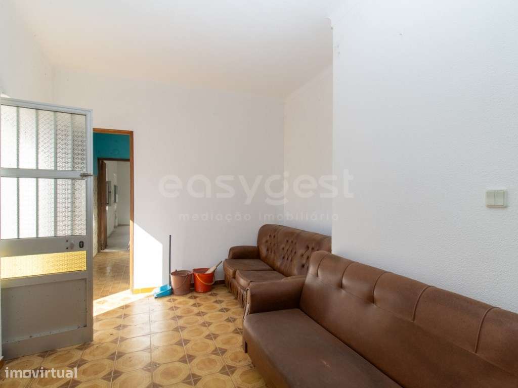 Moradia Térrea para Recuperar com Terraço | Hortas - Vila Real de S... - Grande imagem: 4/31