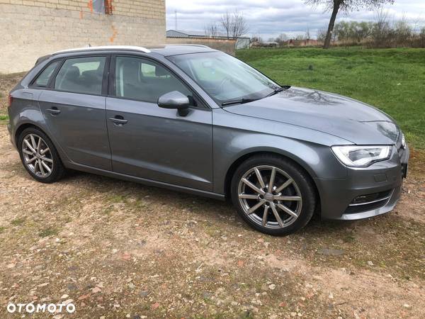 Audi A3 2.0 TDI Attraction - 4