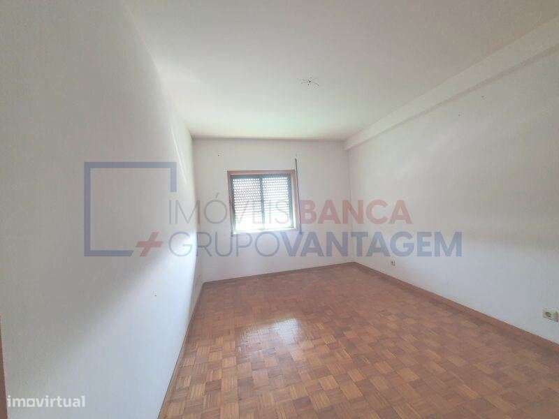 APARTAMENTO T2 - FANZERES - Grande imagem: 5/8