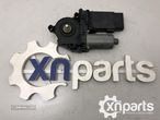 Motor elevador Frente/Dto Usado VW GOLF IV 1.9 TDI | 10.97 - 05.04 REF. 0 130 82... - 1