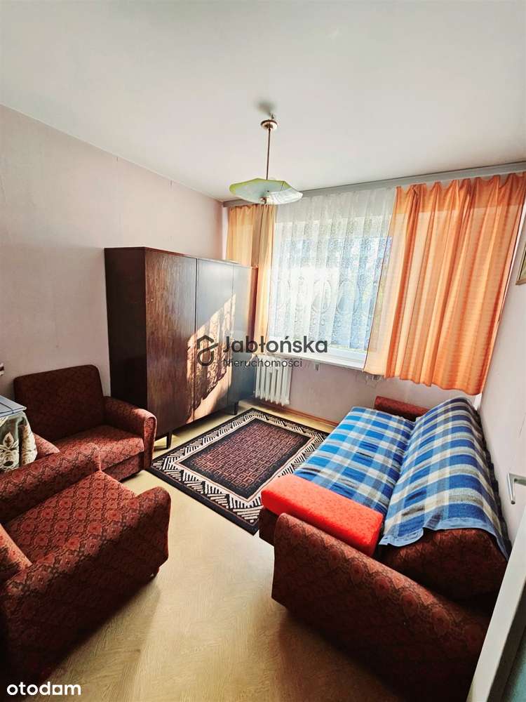 Nie ma blisko bloków ani z przodu i z tyłu budynk - Pełny obrazek: 5/10