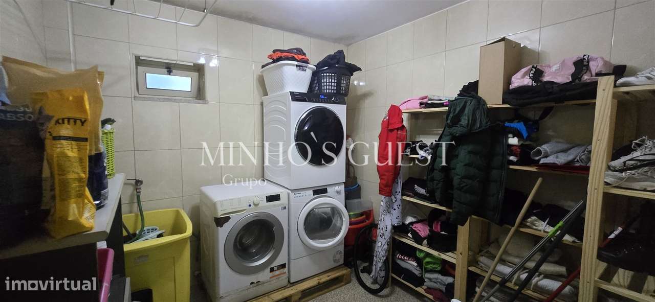 Moradia V3 c/ 1 Suite Closet, Mobilada e Equipada pronta a Habitar c/-31