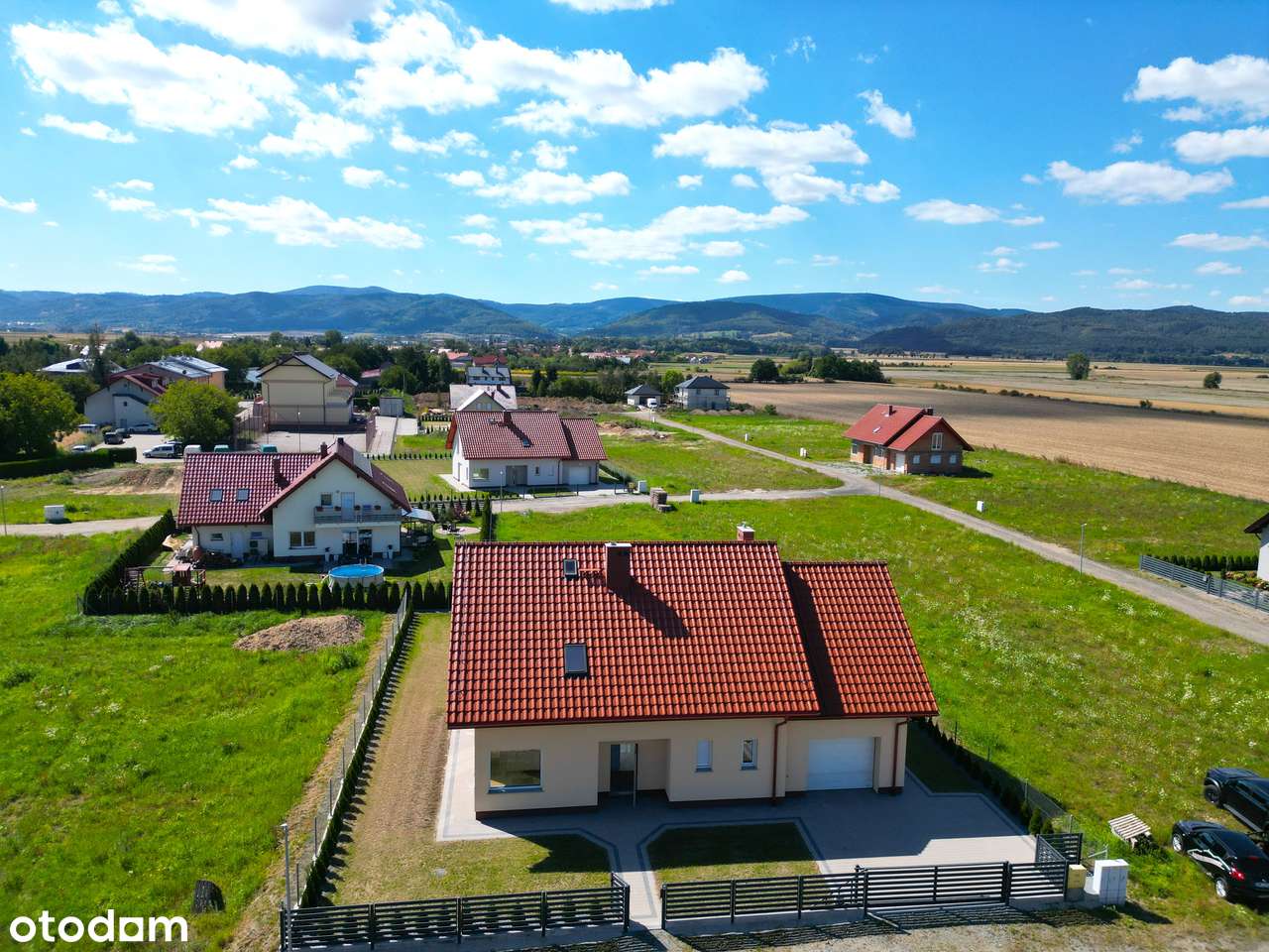 Nowoczesny dom pod klucz z widokiem na góry – 240 m², działka 10 ar-12